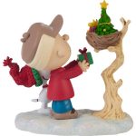 Precious Moments 237406 Peanuts Christmas Is The Joy Of Giving Figurine 5" - Image 2