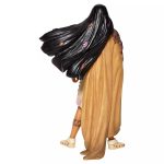 Disney Showcase 6008692 Pocahontas Couture De Force Figurine 8.27" - Image 2