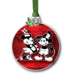 Beacon Design 67999 Mickey & Minnie Timeless Characters 3D Ornament 2.75"